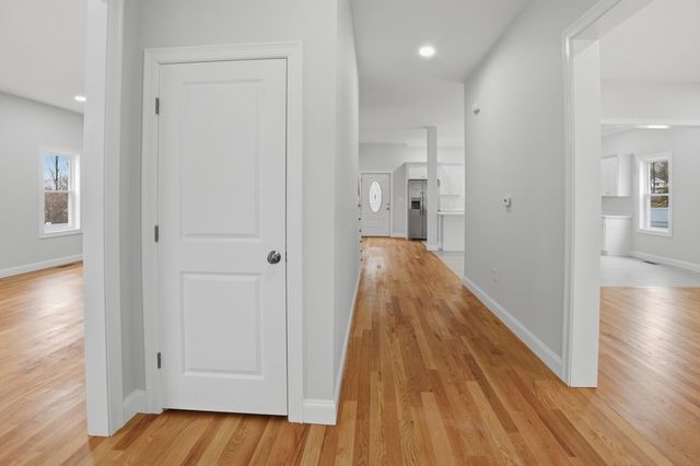 54 Wentworth Avenue, Lowell, MA 01852