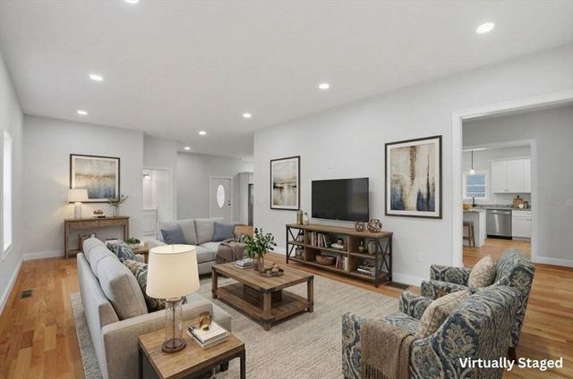 54 Wentworth Avenue, Lowell, MA 01852