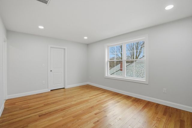 54 Wentworth Avenue, Lowell, MA 01852