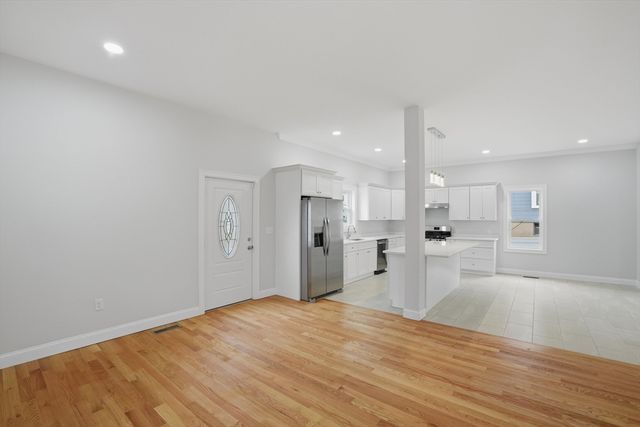 54 Wentworth Avenue, Lowell, MA 01852