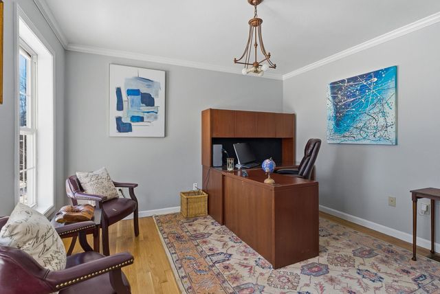 18 Holbrook Road, Bedford, NH 03110