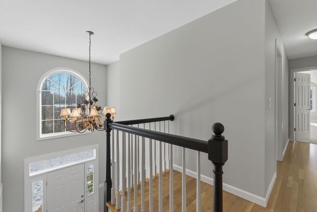 18 Holbrook Road, Bedford, NH 03110