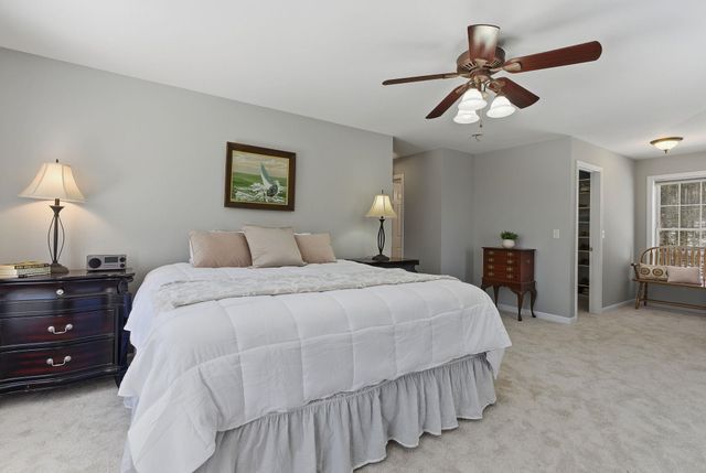 18 Holbrook Road, Bedford, NH 03110