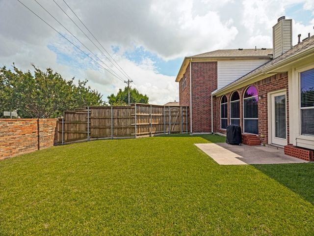 1192 Oak Hill Lane, Murphy, TX 75094