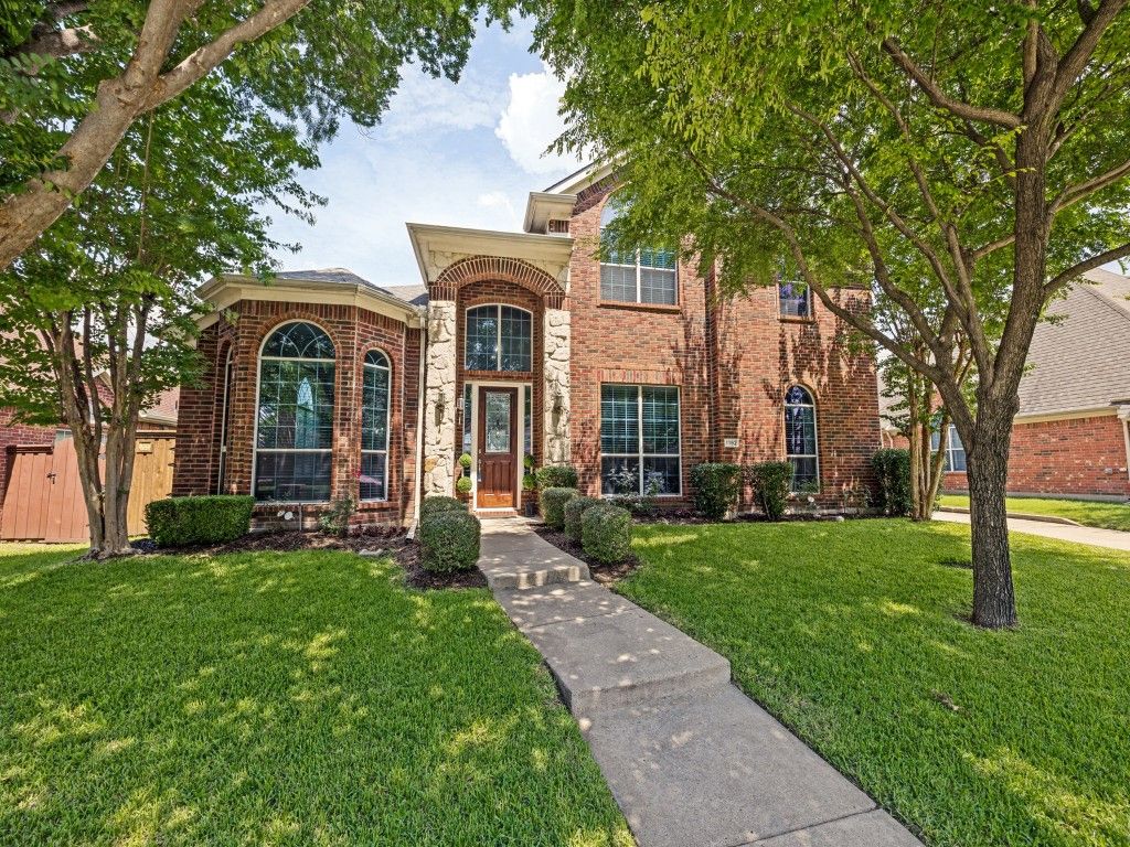 1192 Oak Hill Lane, Murphy, TX 75094