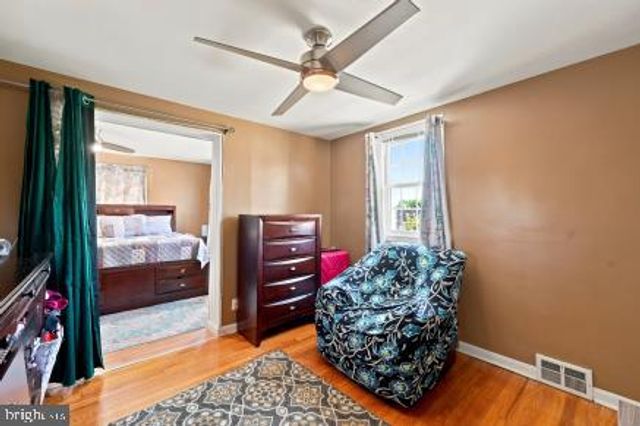 400 RUSSELL ST, Ridley Park, PA 19078