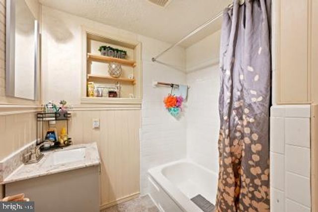 400 RUSSELL ST, Ridley Park, PA 19078