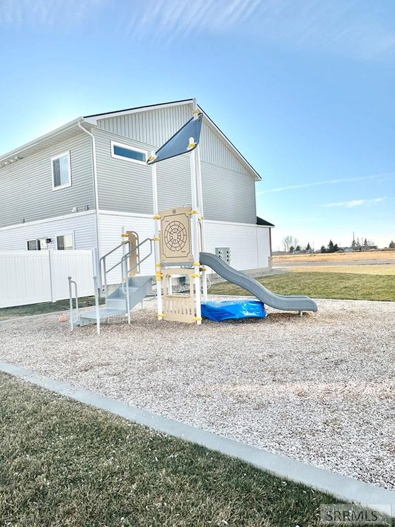 Image 38 of property listing at 458 S 3rd W # 458, Sugar City, ID 83448