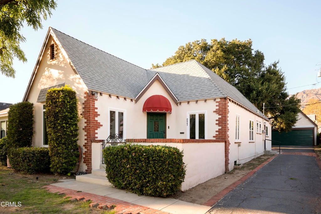 2047 Galbreth Road, Pasadena, CA 91104 — photo 2