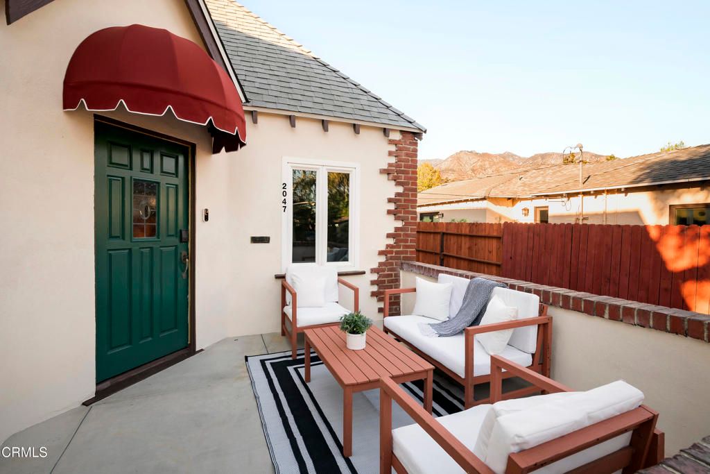 2047 Galbreth Road, Pasadena, CA 91104 — photo 3