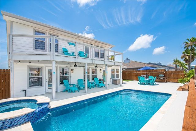 13818 Mizzen St, Corpus Christi, TX 78418
