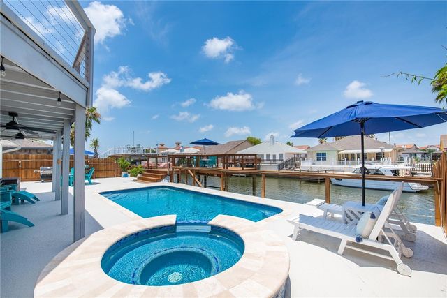 13818 Mizzen St, Corpus Christi, TX 78418