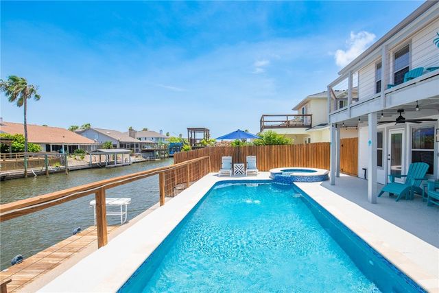 13818 Mizzen St, Corpus Christi, TX 78418