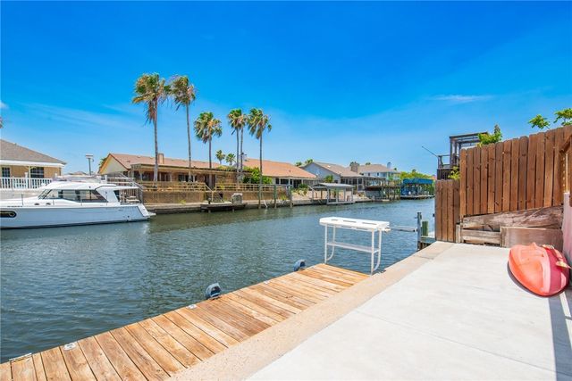 13818 Mizzen St, Corpus Christi, TX 78418