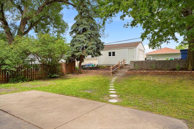 5609 27th Avenue S, Minneapolis, MN 55417