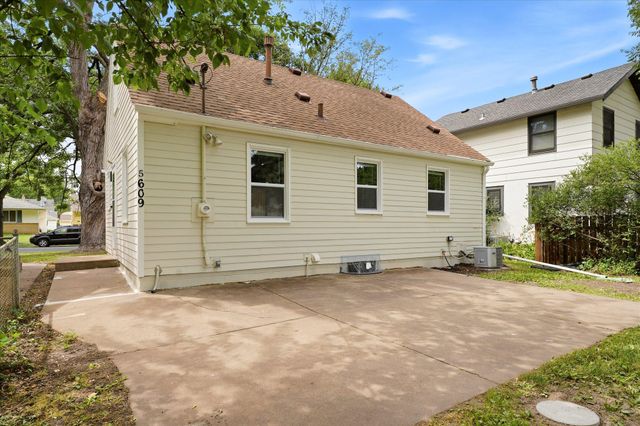 5609 27th Avenue S, Minneapolis, MN 55417