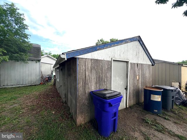 8235 GLEN CT, Jessup, MD 20794