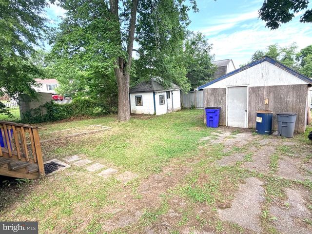 8235 GLEN CT, Jessup, MD 20794