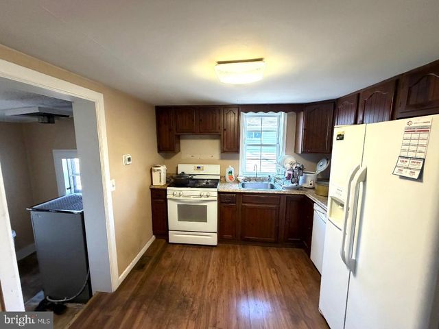 8235 GLEN CT, Jessup, MD 20794