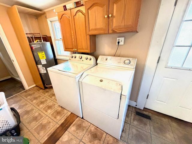 8235 GLEN CT, Jessup, MD 20794