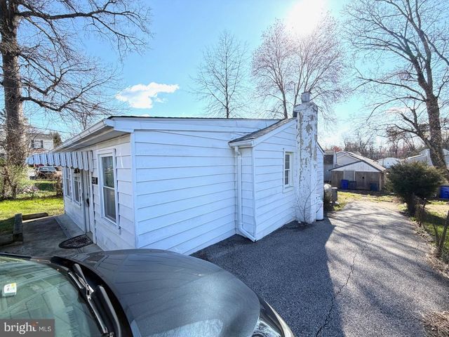 8235 GLEN CT, Jessup, MD 20794