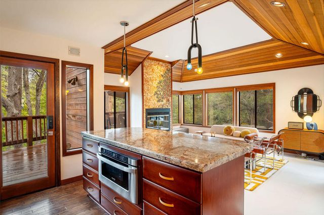 25504 Cedar Glen Drive, Idyllwild, CA 92549