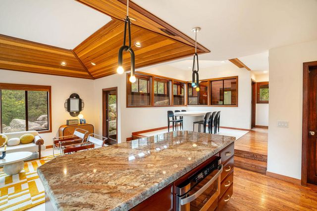 25504 Cedar Glen Drive, Idyllwild, CA 92549