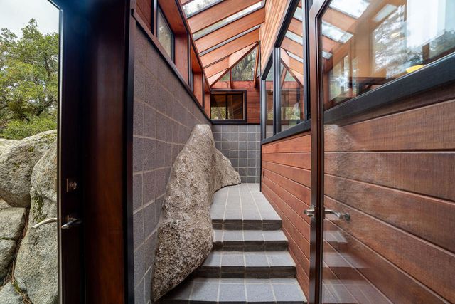 25504 Cedar Glen Drive, Idyllwild, CA 92549