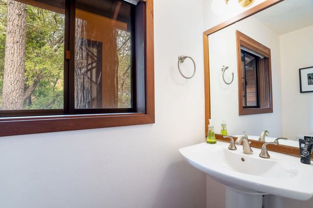 25504 Cedar Glen Drive, Idyllwild, CA 92549