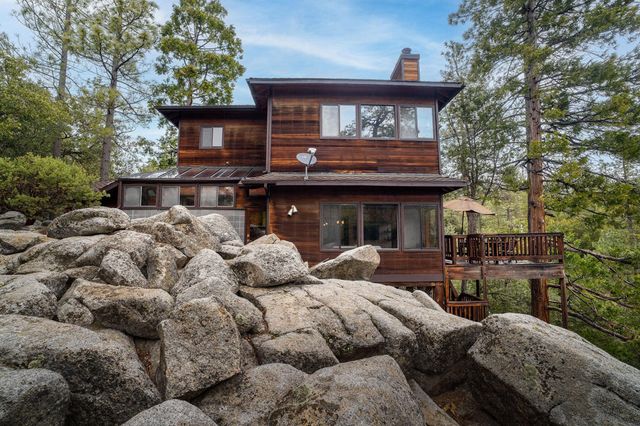 25504 Cedar Glen Drive, Idyllwild, CA 92549