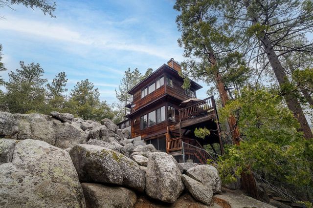 25504 Cedar Glen Drive, Idyllwild, CA 92549