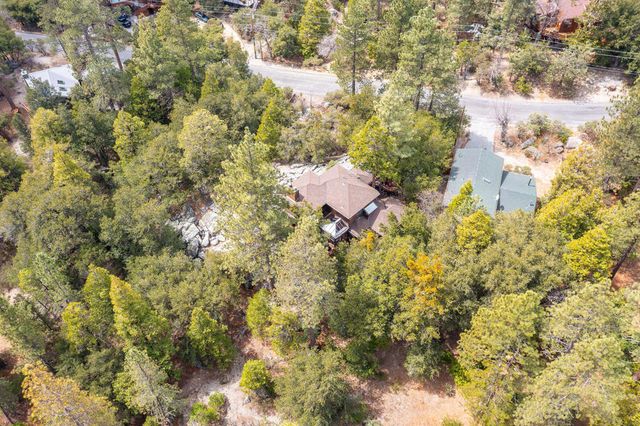 25504 Cedar Glen Drive, Idyllwild, CA 92549