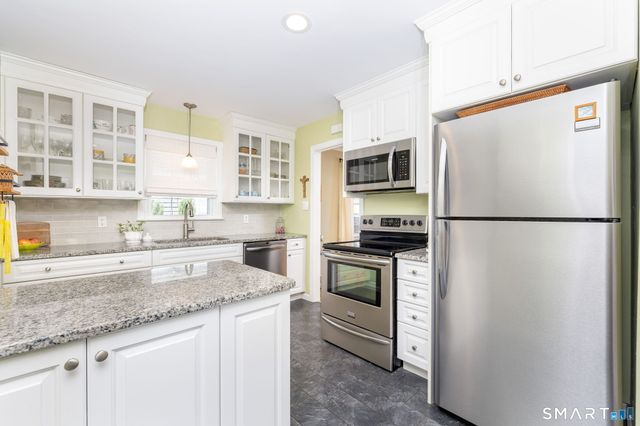 112 Harmon Street, Hamden, CT 06517