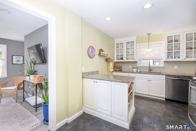 112 Harmon Street, Hamden, CT 06517