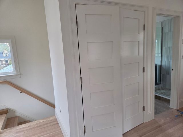 6 Lowell Ave 3, Newton, MA 02460