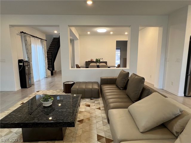 7710 Weekes Court, Las Vegas, NV 89113