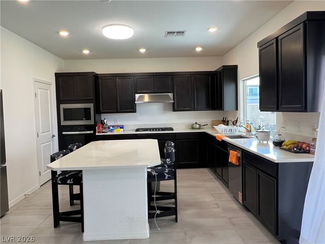 7710 Weekes Court, Las Vegas, NV 89113