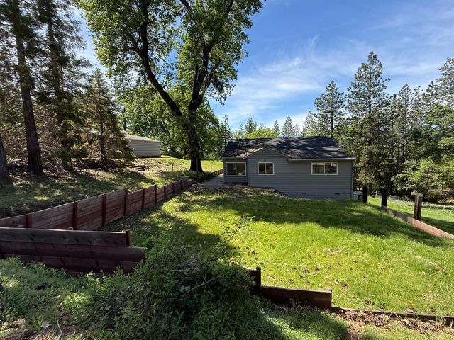 3717 N Railroad Flat Rd, Wilseyville, CA 95257