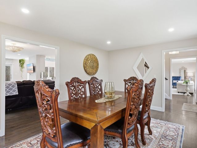 109 Gould Rd, Andover, MA 01810