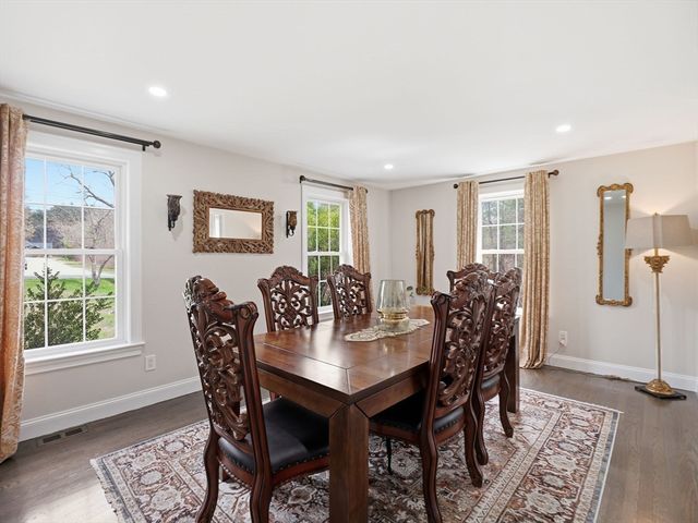 109 Gould Rd, Andover, MA 01810