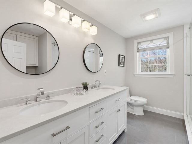109 Gould Rd, Andover, MA 01810