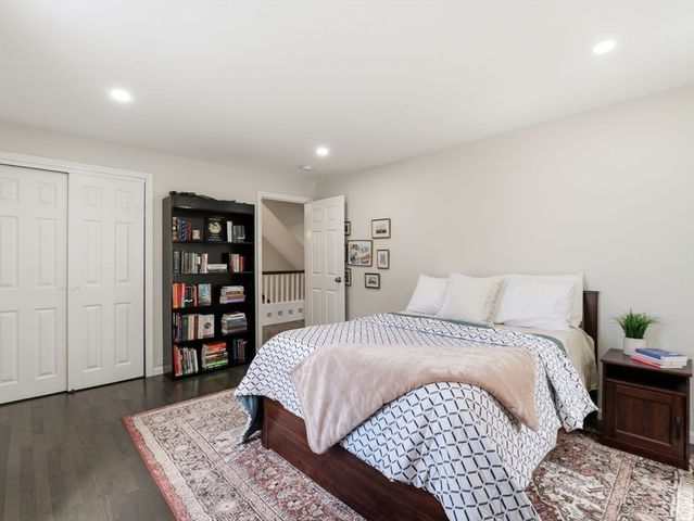 109 Gould Rd, Andover, MA 01810