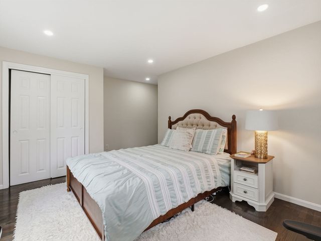 109 Gould Rd, Andover, MA 01810