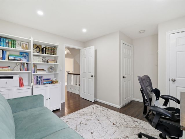 109 Gould Rd, Andover, MA 01810