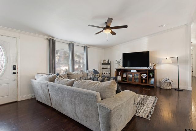 17361 Aspenwood, Lindale, TX 75771