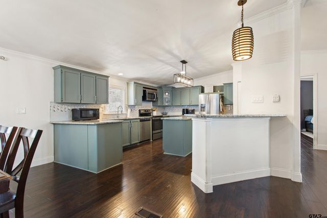 17361 Aspenwood, Lindale, TX 75771