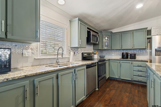 17361 Aspenwood, Lindale, TX 75771