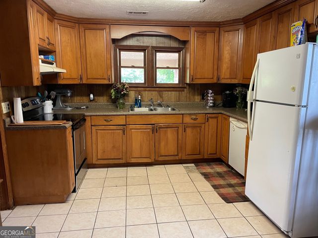740 Cromers Bridge Road, Royston, GA 30662