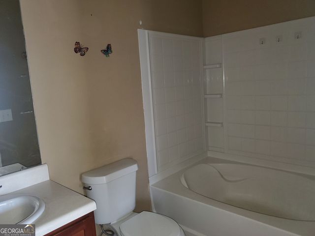 11428 S Grove Drive, Hampton, GA 30228