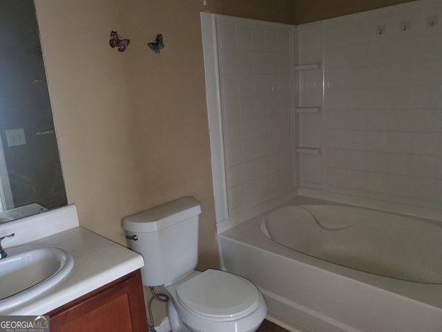 11428 S Grove Drive, Hampton, GA 30228